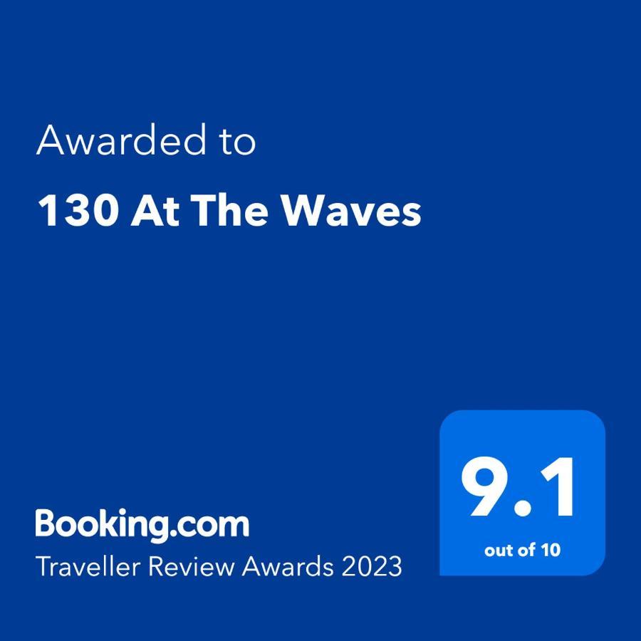 130 At The Waves Appartement Cowes Buitenkant foto