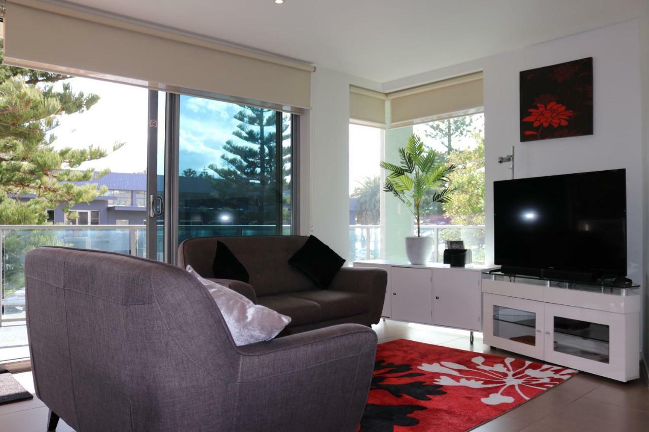 130 At The Waves Appartement Cowes Buitenkant foto